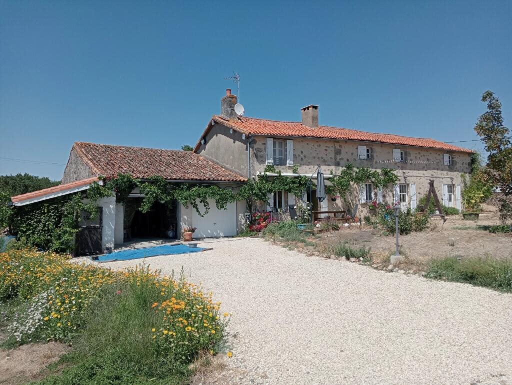 Maison à vendre, 196m², Parthenay