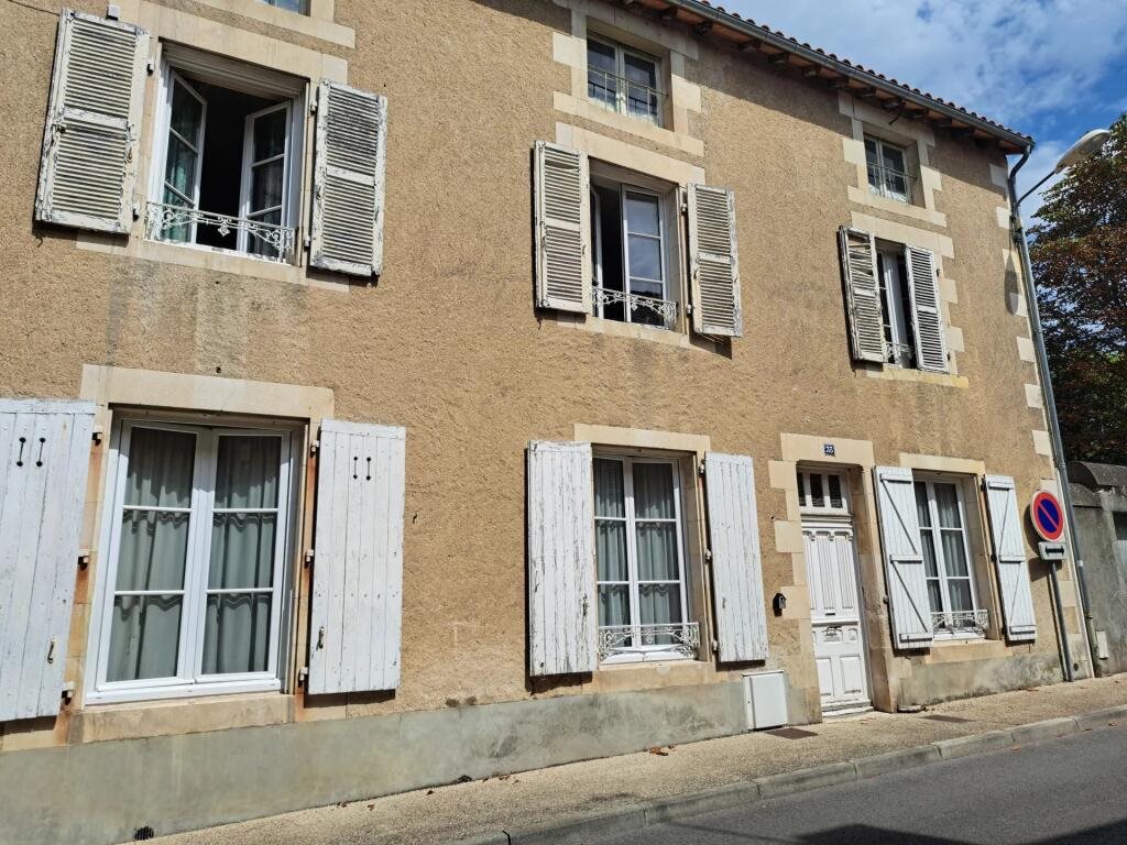 Maison à vendre, 131m², Montmorillon