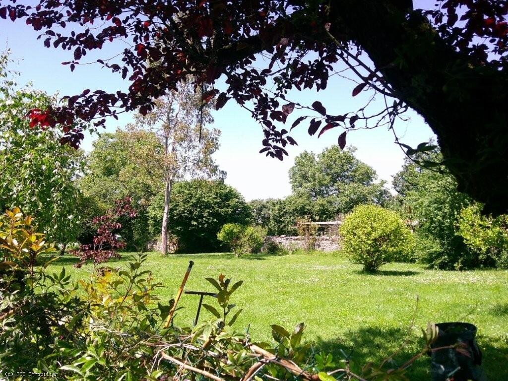 Maison à vendre, 4m², Charroux