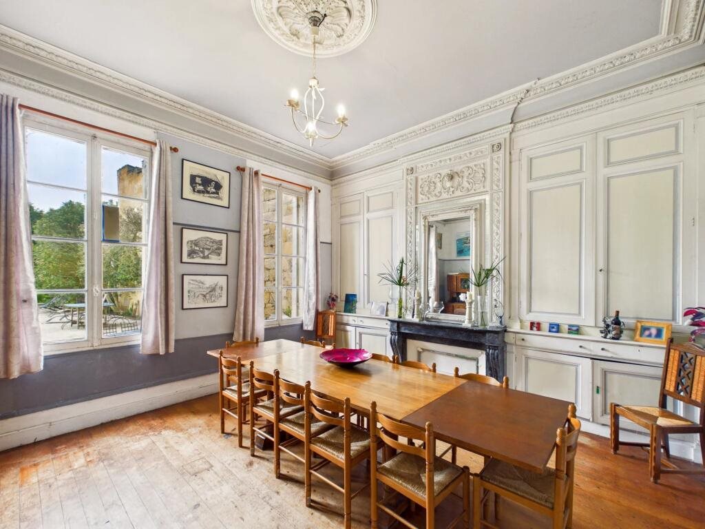 Maison à vendre, 657m², Castillon-la-Bataille