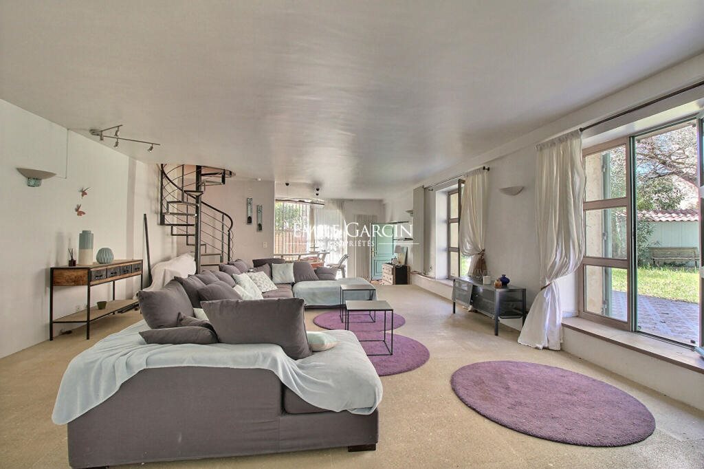 Maison à vendre, 4m², Uzès