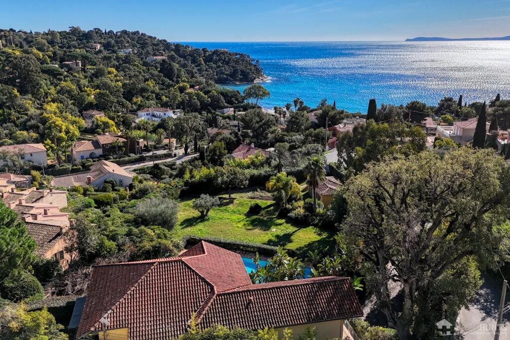 Maison à vendre, 300m², Rayol-Canadel-sur-Mer