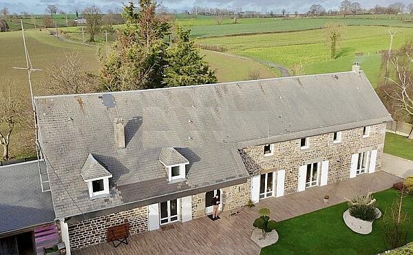 Maison à vendre, 4m², La Colombe
