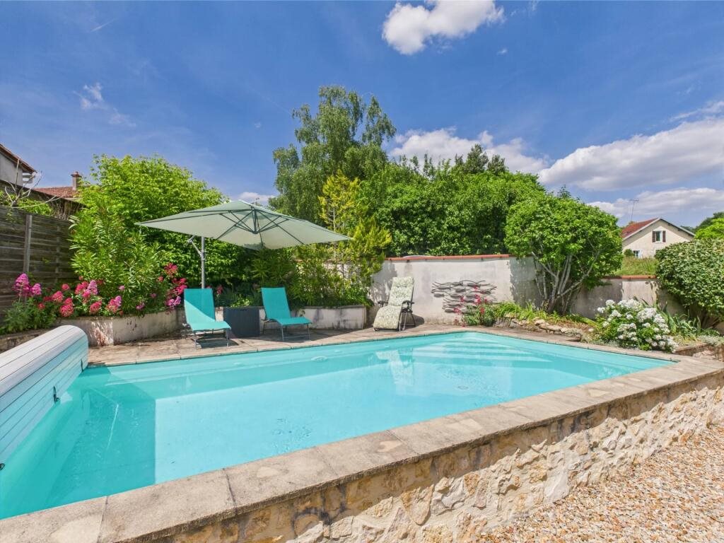 Maison à vendre, 113m², Nanteuil-en-Vallée