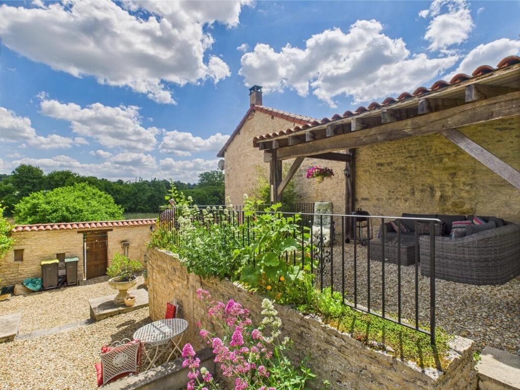 Maison à vendre, 113m², Nanteuil-en-Vallée