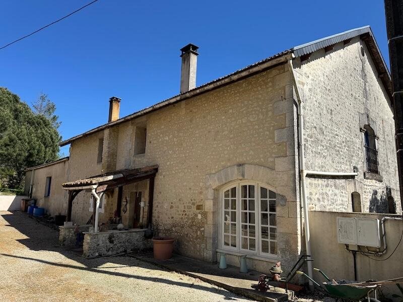 Maison à vendre, 26m², Barbezieux-Saint-Hilaire