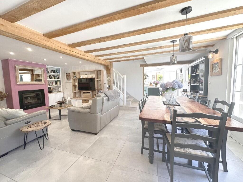 Maison à vendre, 225m², Roumagne