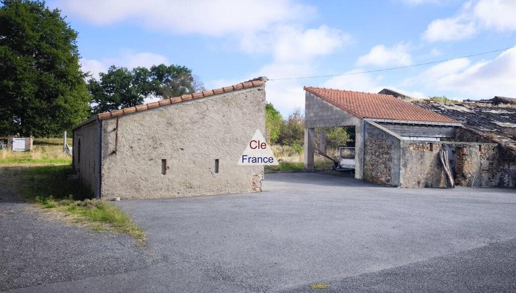 Maison à vendre, 3030m², Tillières