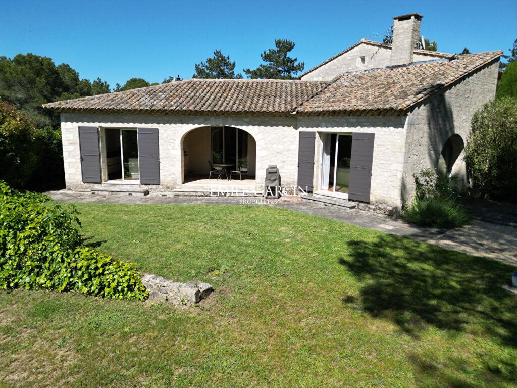 Maison à vendre, 4m², Uzès