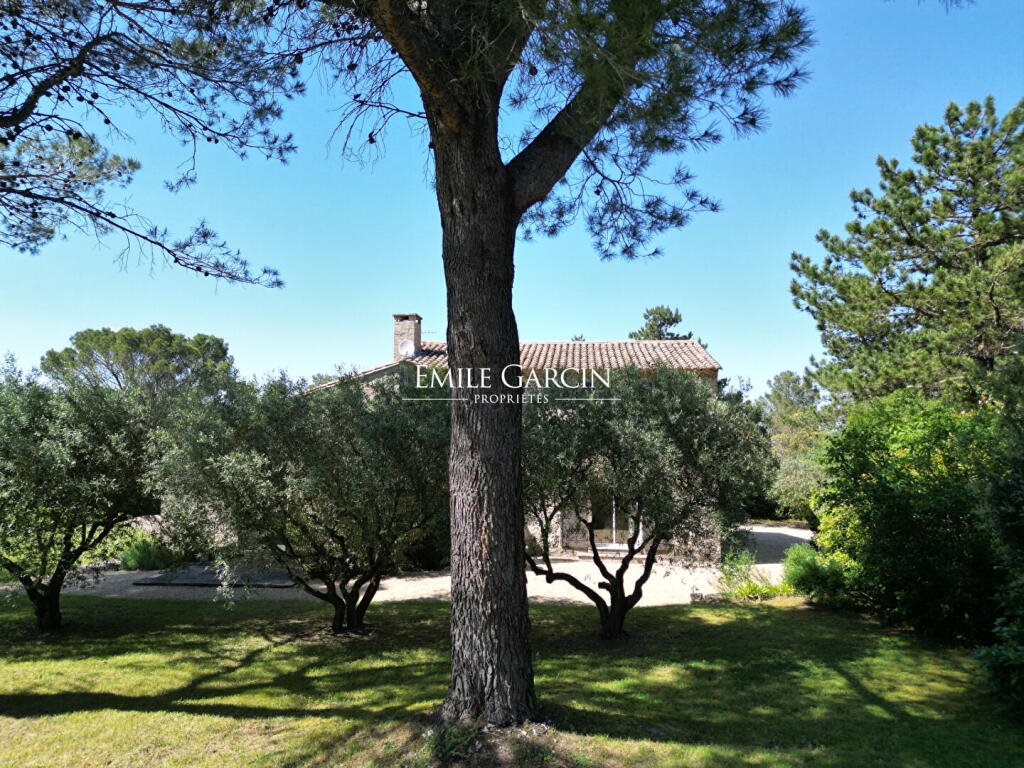 Maison à vendre, 4m², Uzès