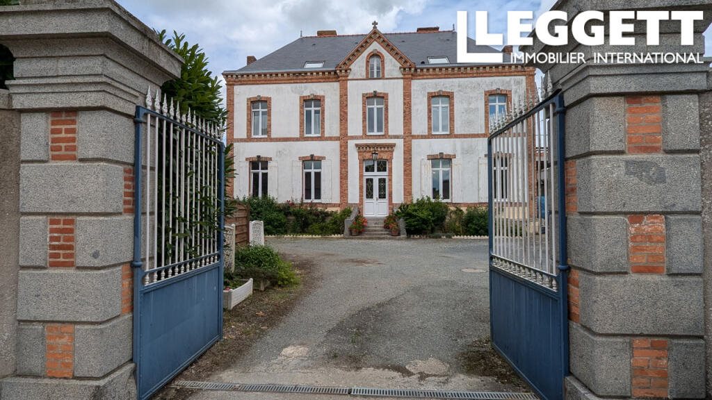 Maison à vendre, 297m², Loiré