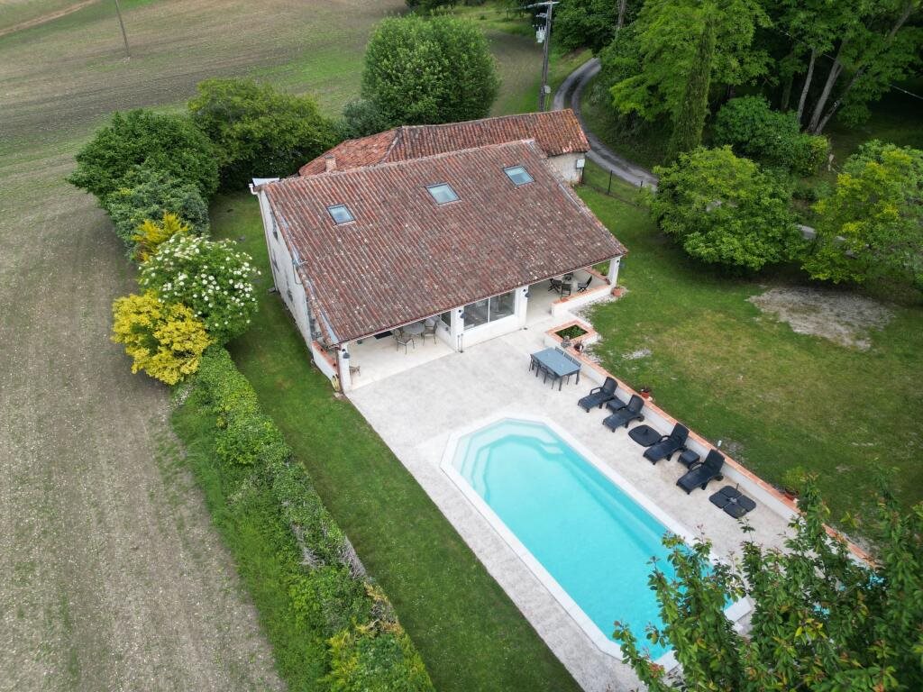Maison à vendre, 116m², Pérignac