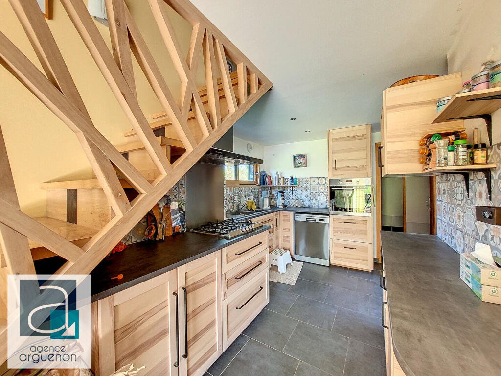 Maison à vendre, 3m², Cuguen