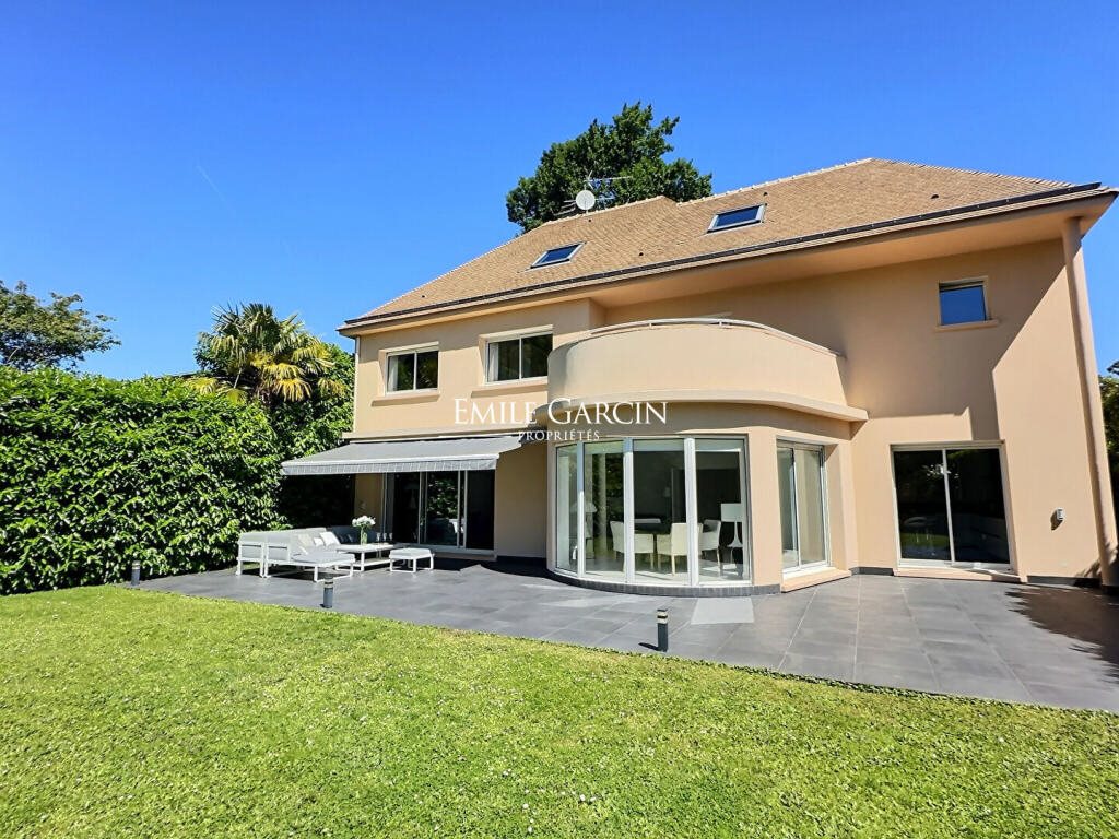 Maison à vendre, 6m², La Celle-Saint-Cloud