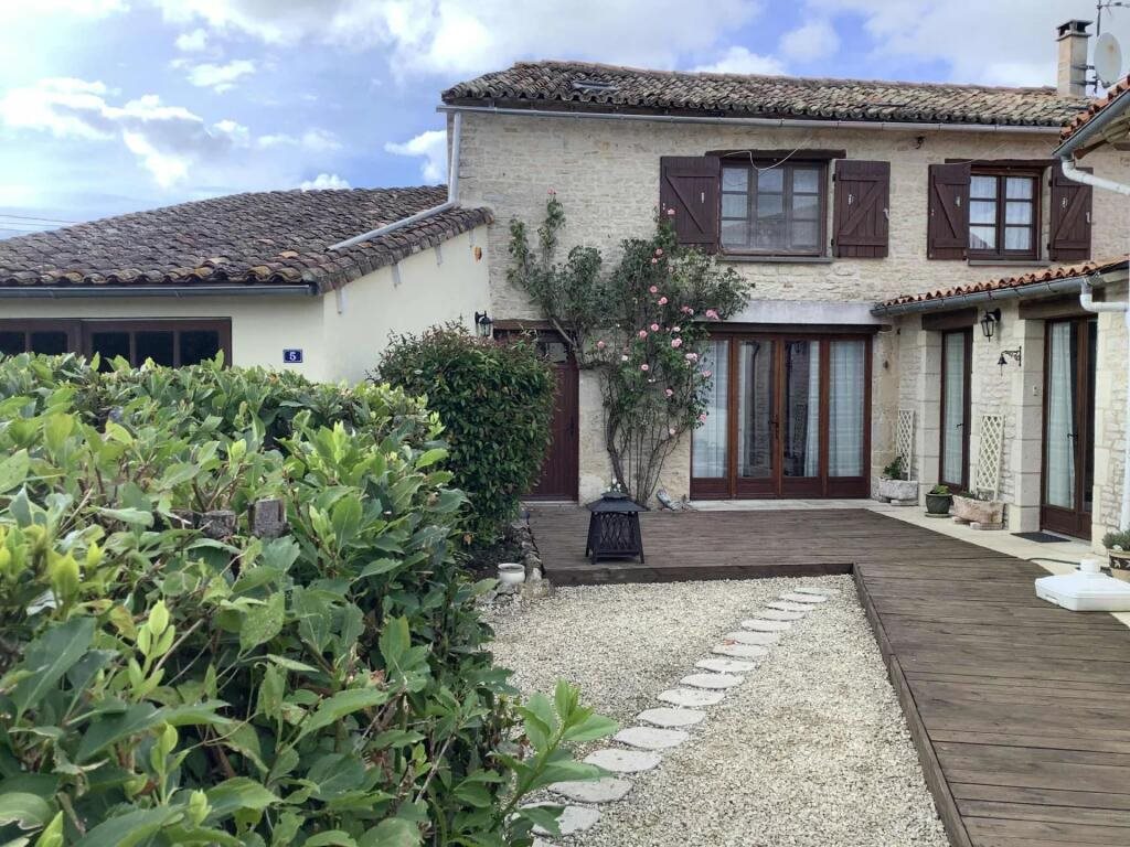 Maison à vendre, 147m², Pamproux