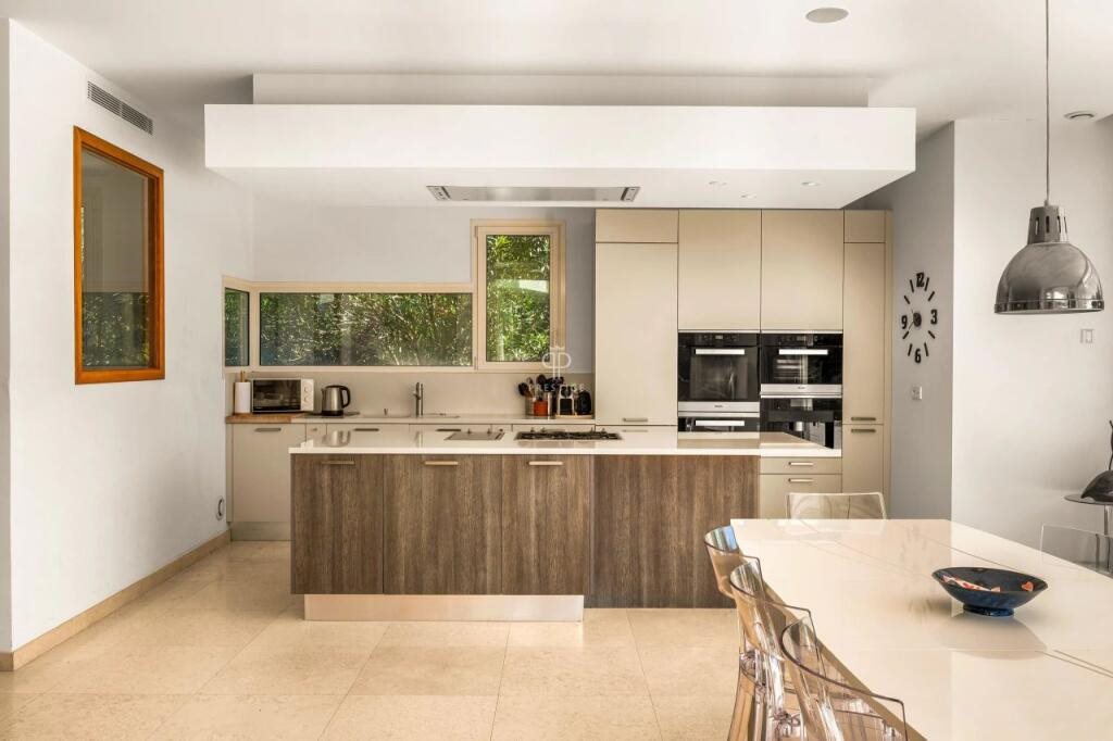 Maison à vendre, 225m², Biot