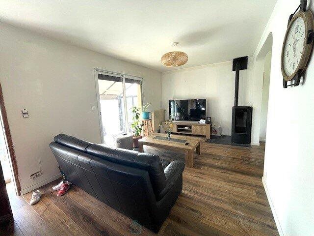 Maison à vendre, 70m², Plomodiern