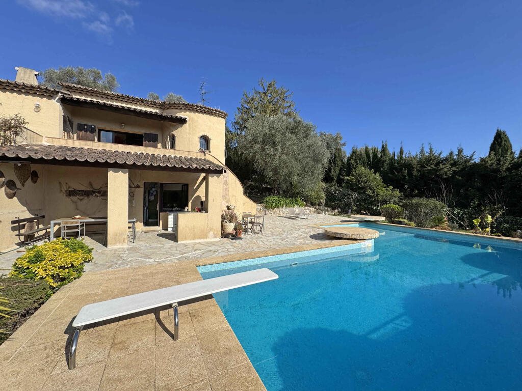 Maison à vendre, 220m², Vence