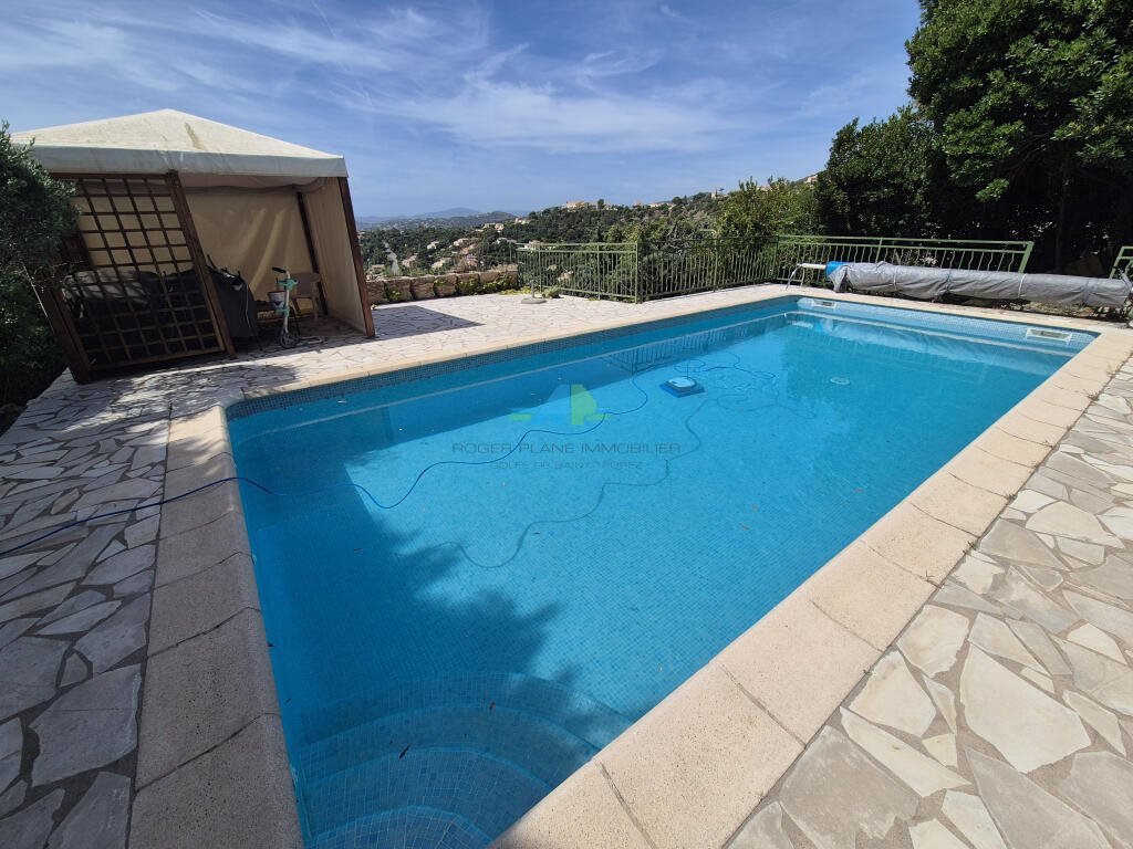 Maison à vendre, 120m², Roquebrune-sur-Argens
