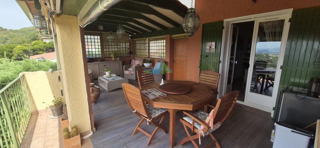 Maison à vendre, 120m², Roquebrune-sur-Argens