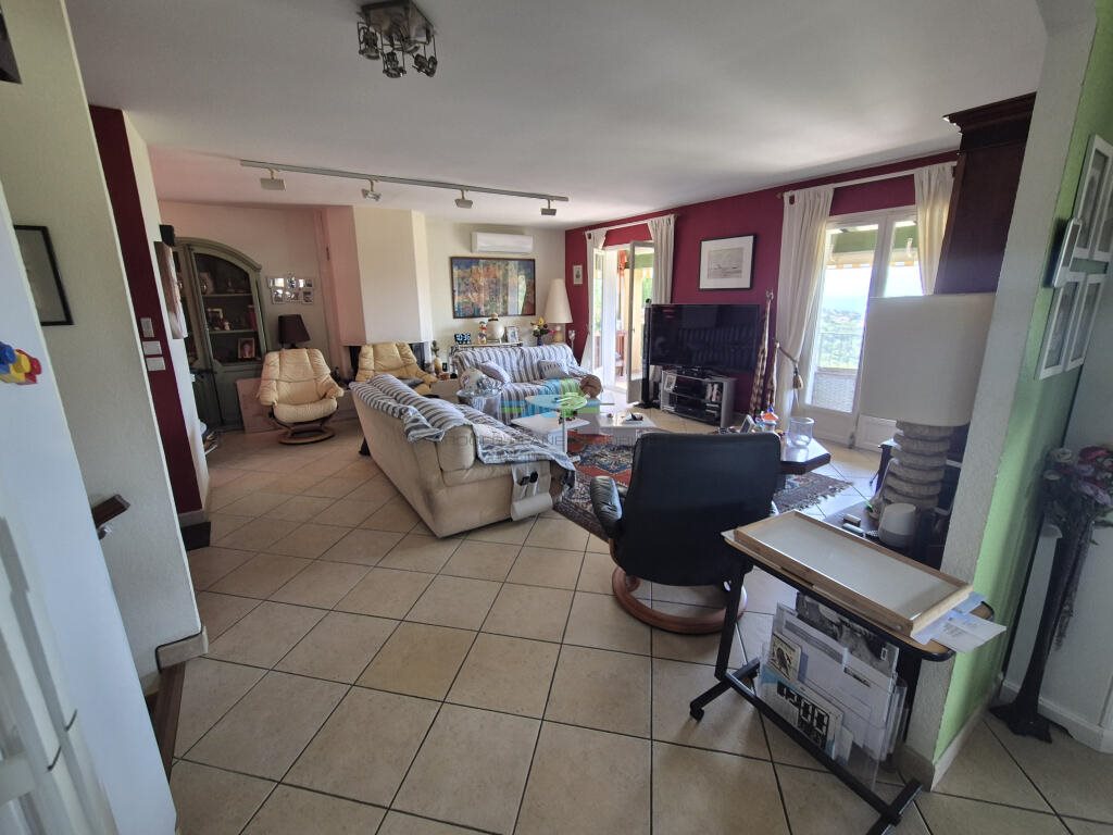 Maison à vendre, 120m², Roquebrune-sur-Argens