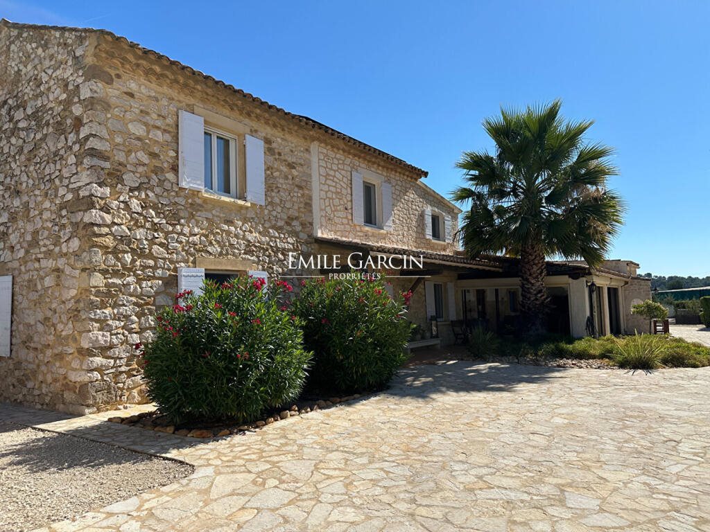 Maison à vendre, 4m², Connaux
