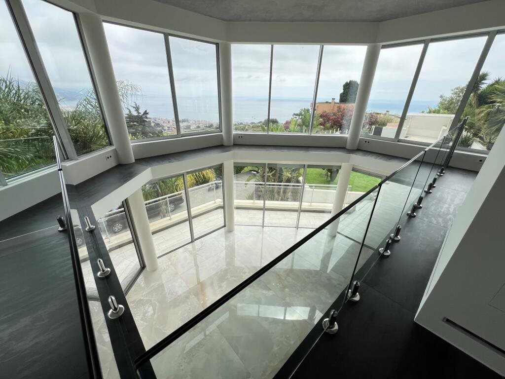 Maison à vendre, 280m², Roquebrune-Cap-Martin