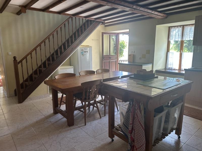 Maison à vendre, 168m², Barenton