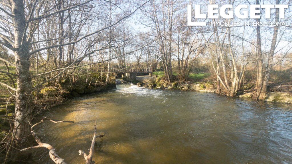 Maison à vendre, 87m², Montmoreau-Saint-Cybard