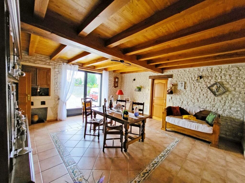 Maison à vendre, 262m², Saint-Fort-sur-le-Né