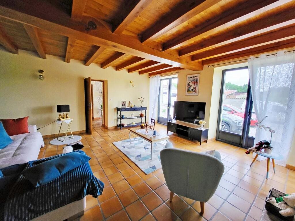 Maison à vendre, 262m², Saint-Fort-sur-le-Né