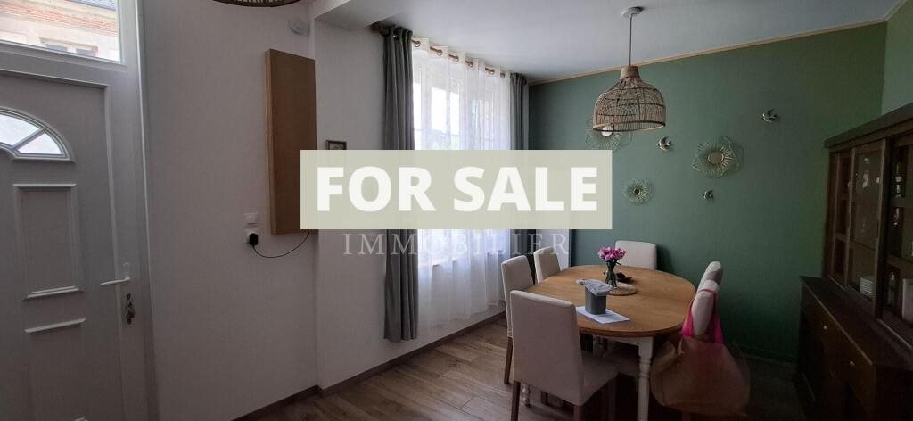 Maison à vendre, 3m², Mortrée