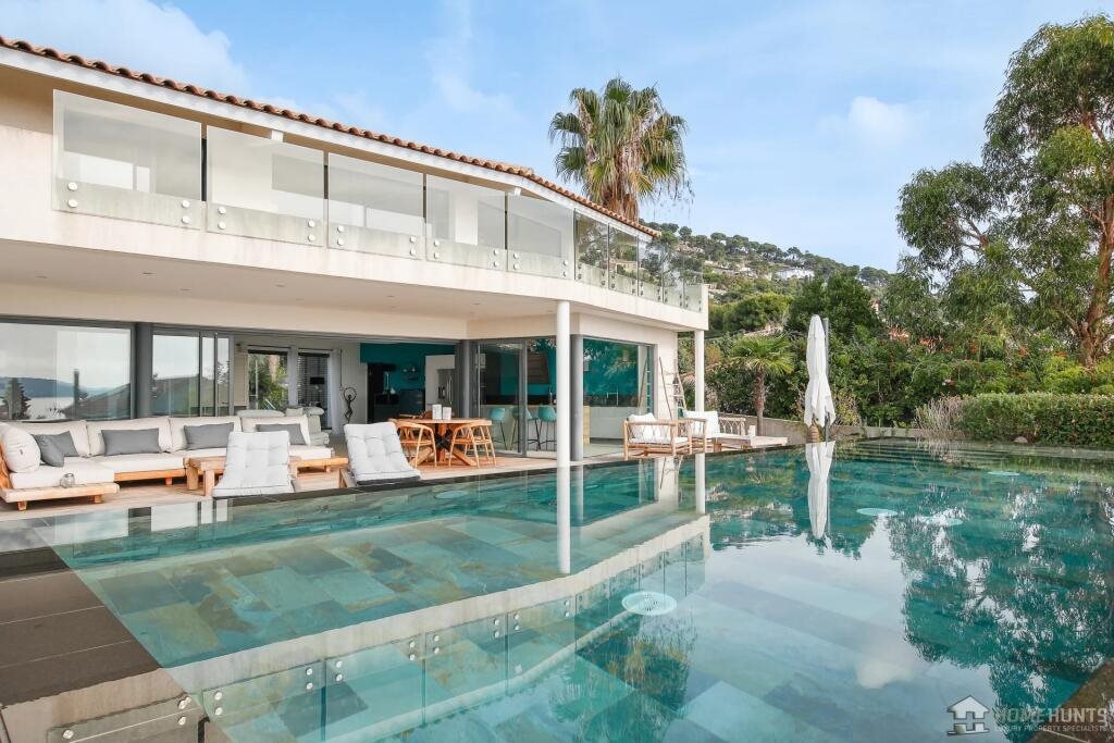 Maison à vendre, 248m², Carqueiranne