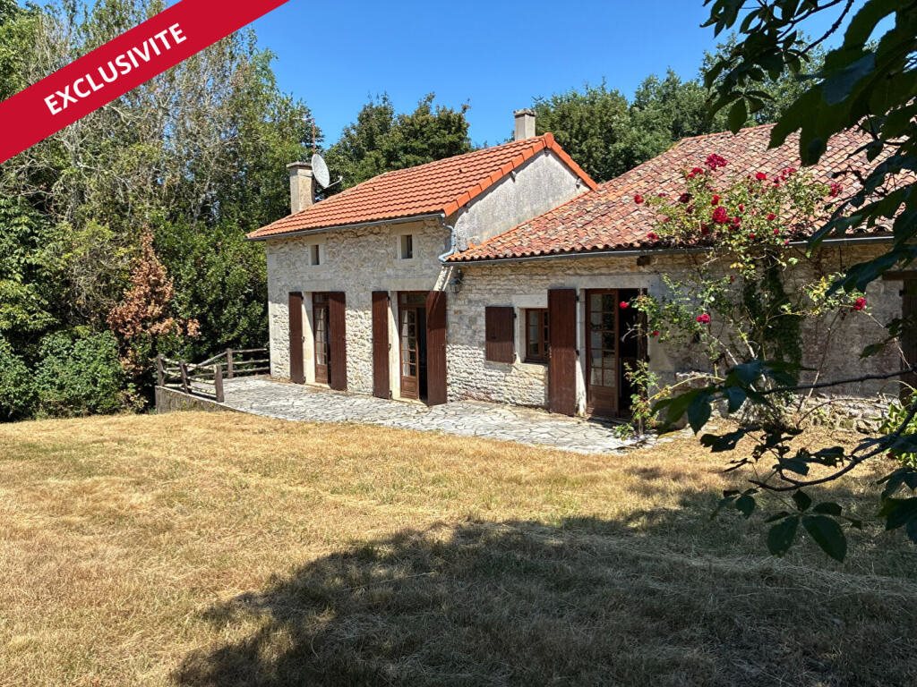 Maison à vendre, 2m², Lizant