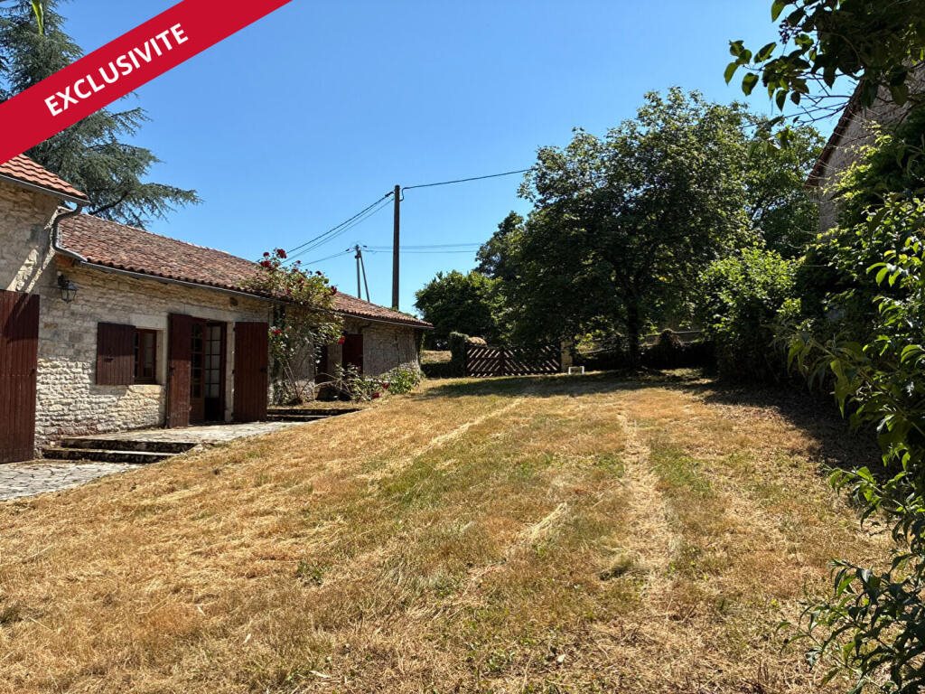 Maison à vendre, 2m², Lizant