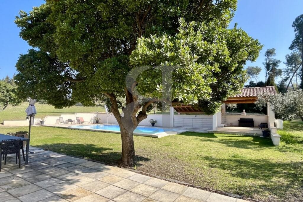 Maison à vendre, 142m², Saint-Rémy-de-Provence