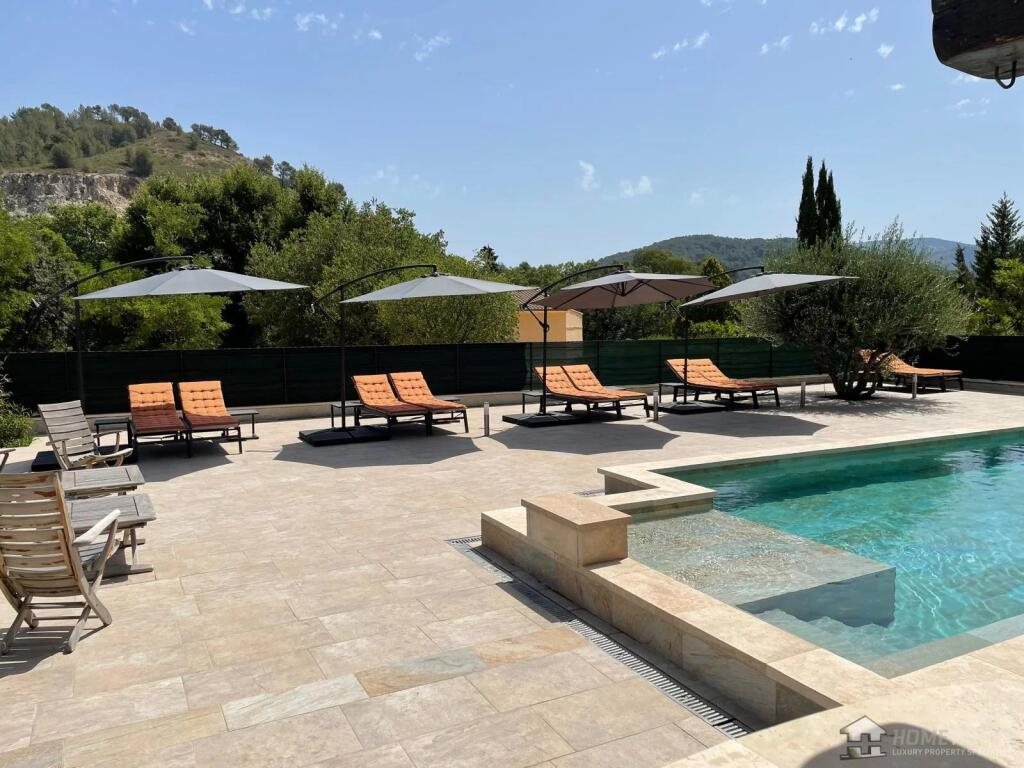 Maison à vendre, 356m², Auriol