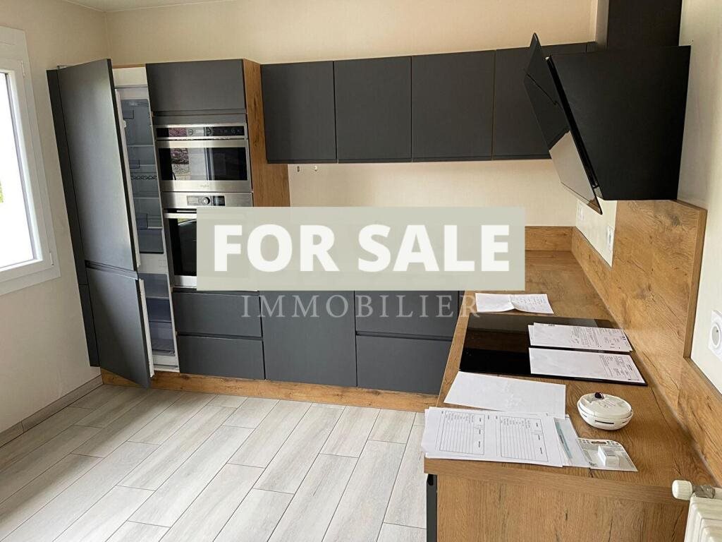 Maison à vendre, 3m², Gesnes-le-Gandelin