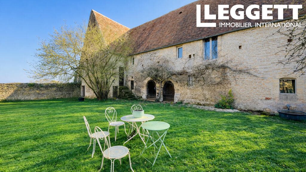 Maison à vendre, 242m², Caen