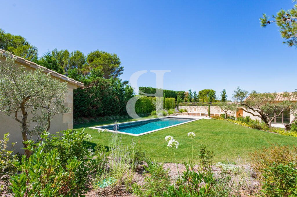 Appartement à vendre, 342m², Eygalières