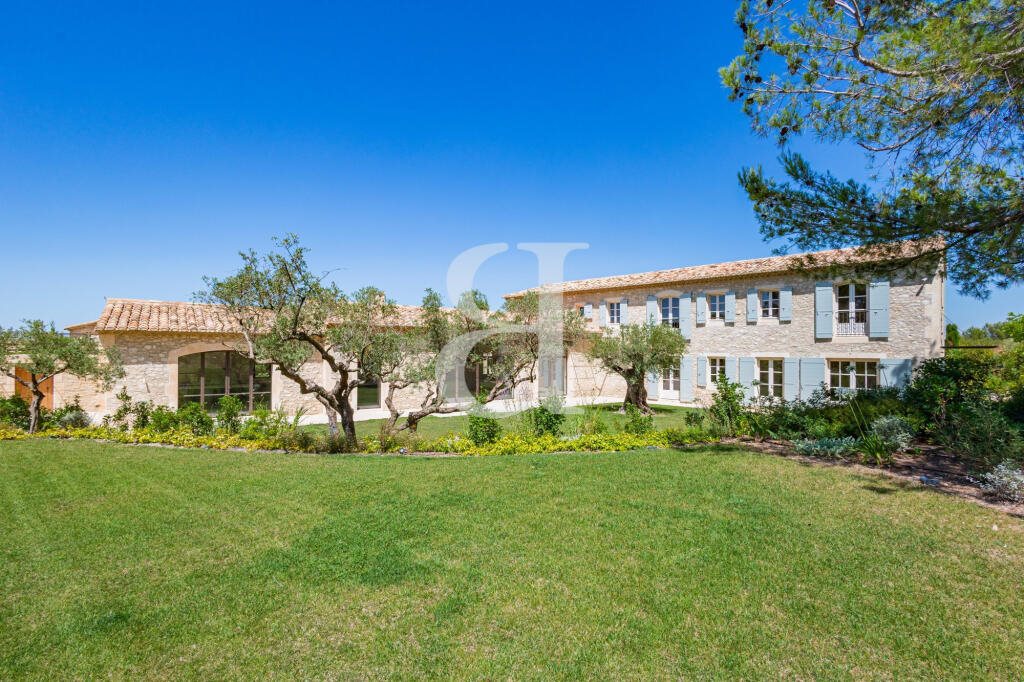Appartement à vendre, 342m², Eygalières