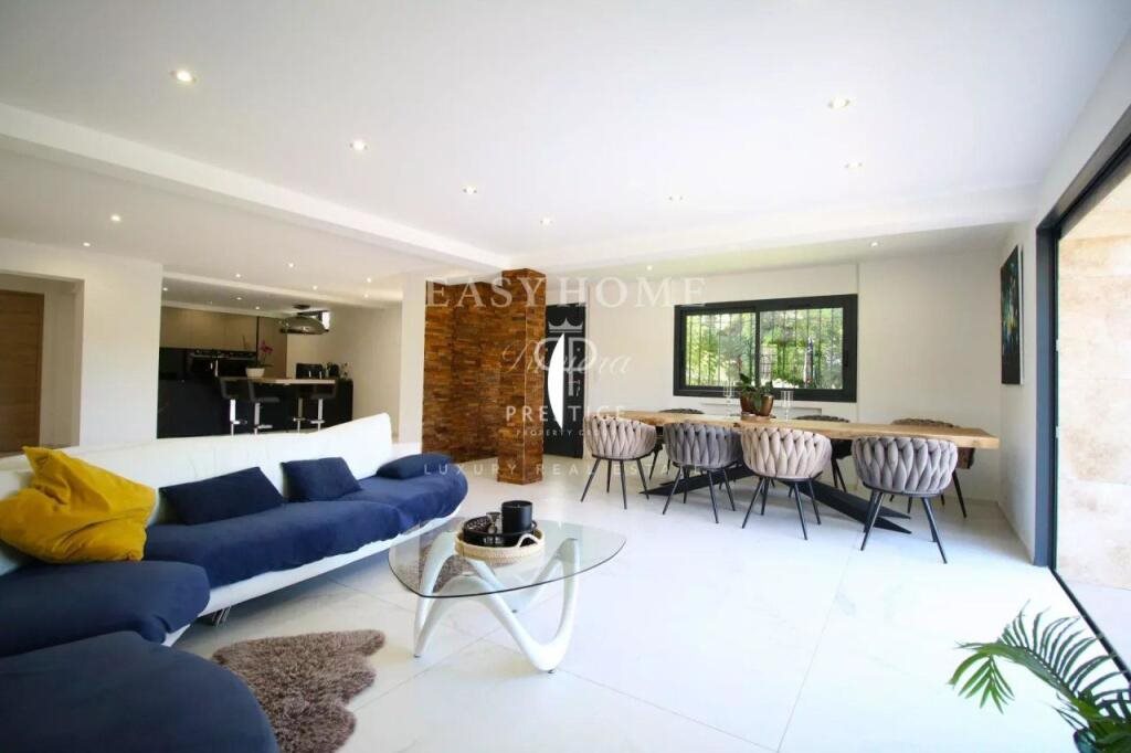 Maison à vendre, 230m², Mougins
