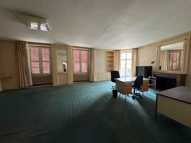 Appartement à vendre, 225m², Montmorillon