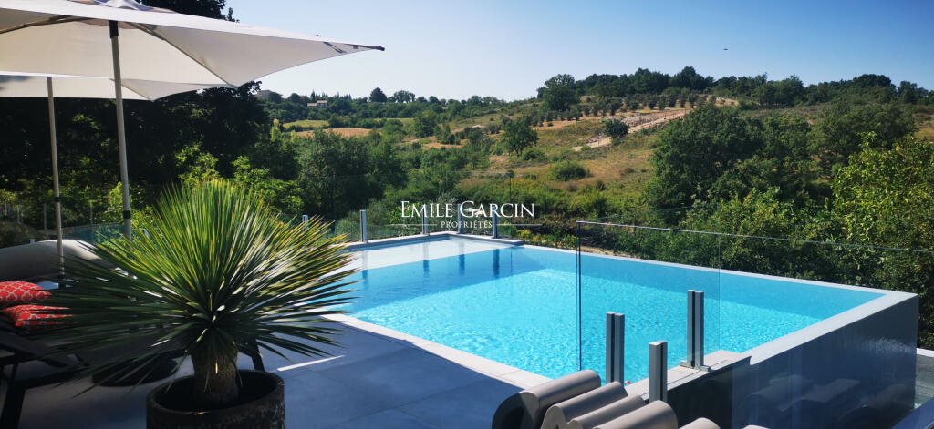 Maison à vendre, 4m², Barjac
