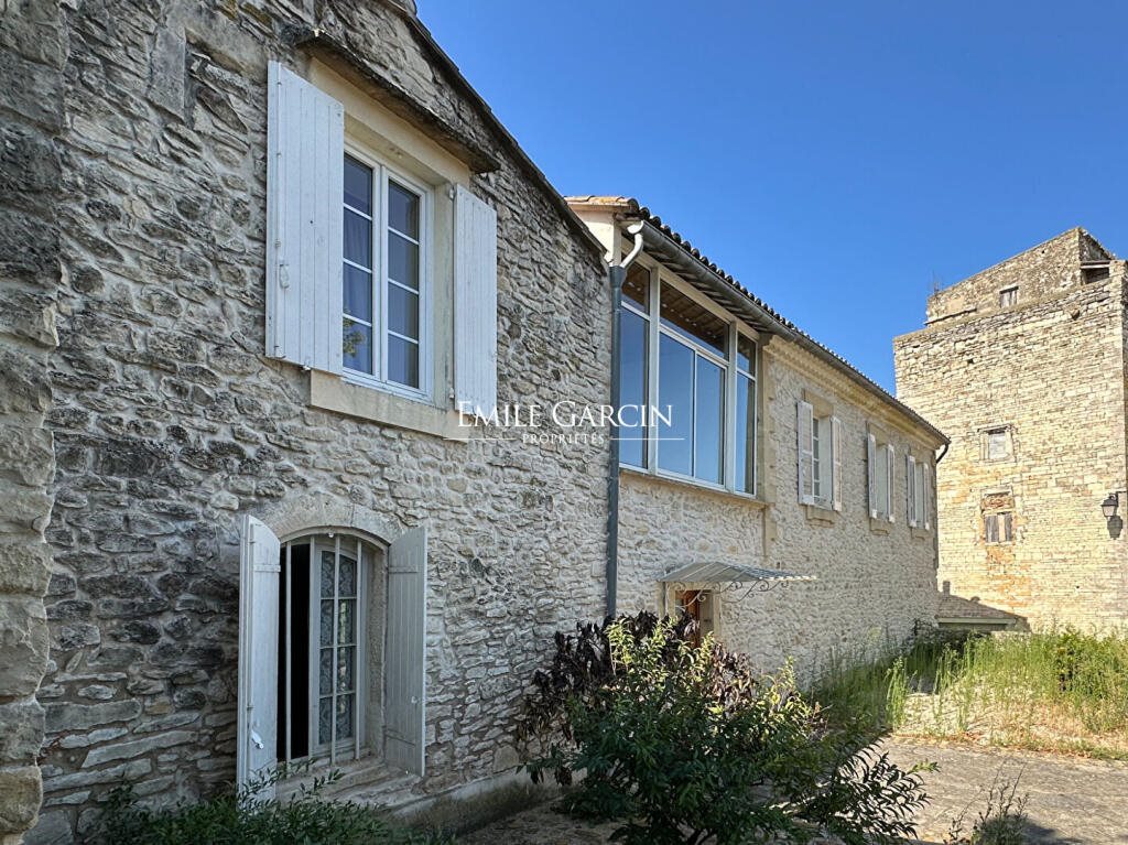 Maison à vendre, 4m², Nîmes