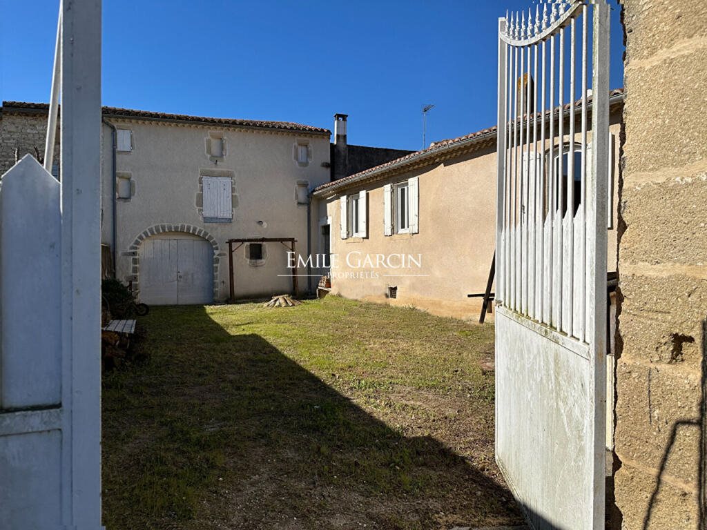 Maison à vendre, 4m², Nîmes