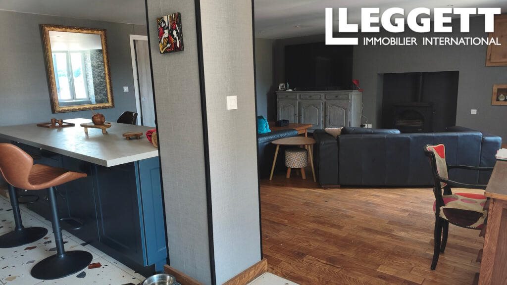 Maison à vendre, 236m², Sommières-du-Clain