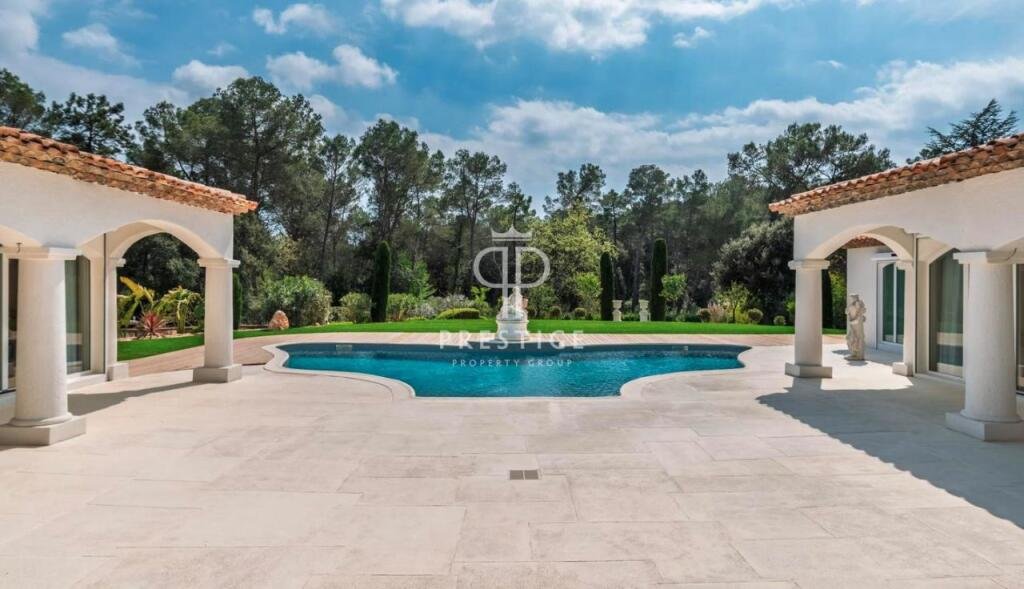 Maison à vendre, 463m², Mougins