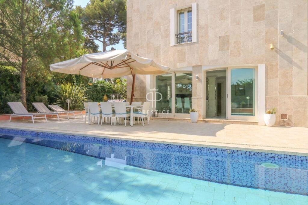 Maison à vendre, 380m², Roquebrune-Cap-Martin
