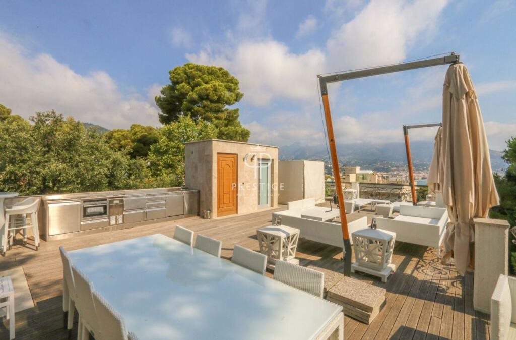 Maison à vendre, 380m², Roquebrune-Cap-Martin